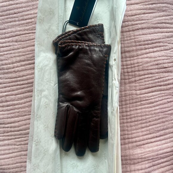 NWT- Brooks Brothers Lambskin Gloves with Cashmere Lining (Brown; Size Small) - Picture 4 of 5